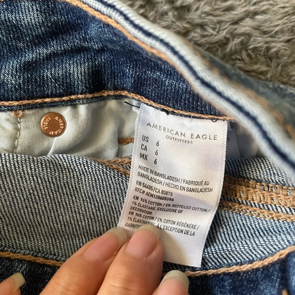 American Eagle Mom Denim Shorts - Picture 5 of 5